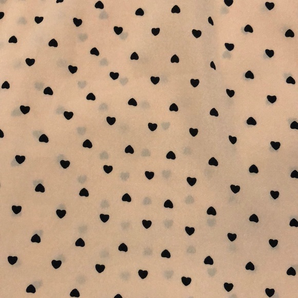 Sleeveless Maternity peach blouse - Picture 3 of 5